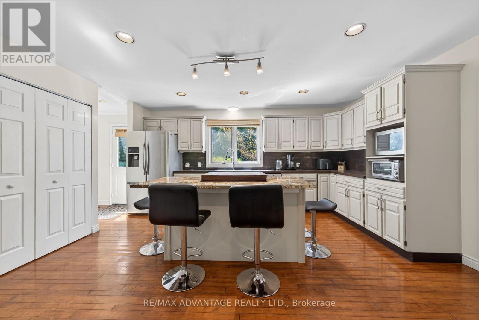 44 NORTHCREST DRIVE - 15