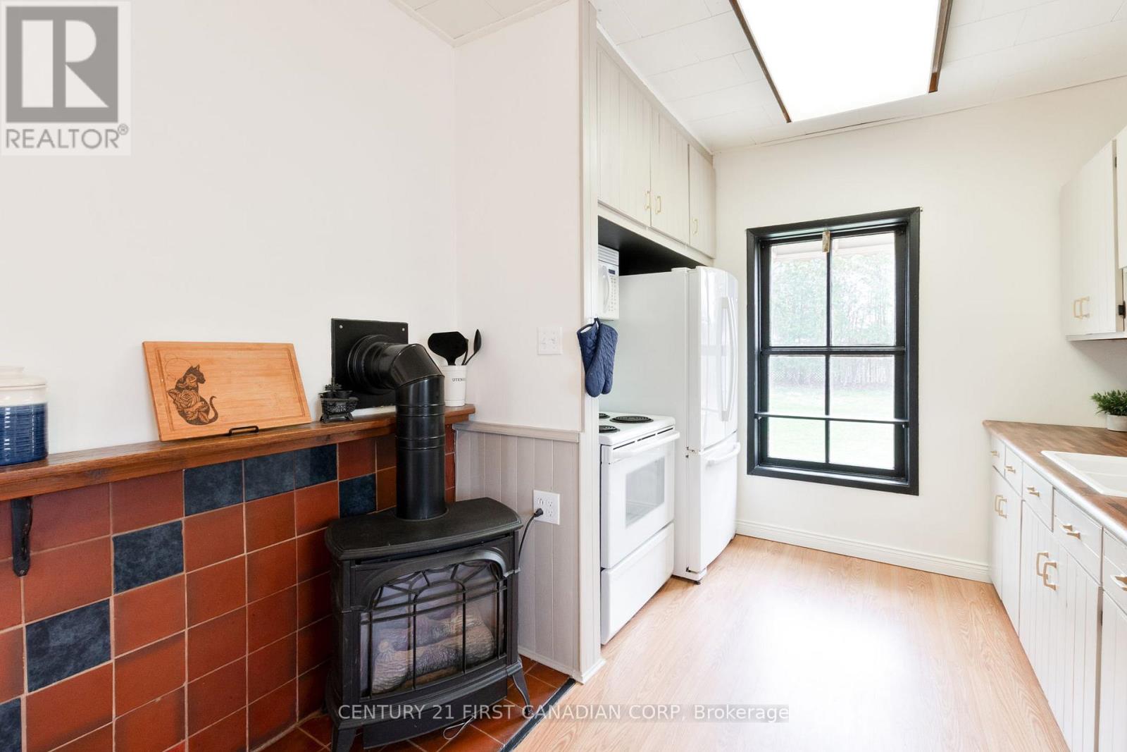 1 FAIRVIEW AVENUE - 17