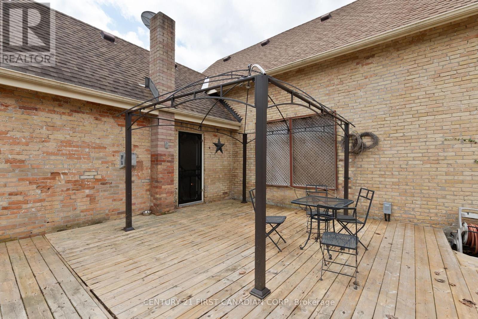 1 FAIRVIEW AVENUE - 41