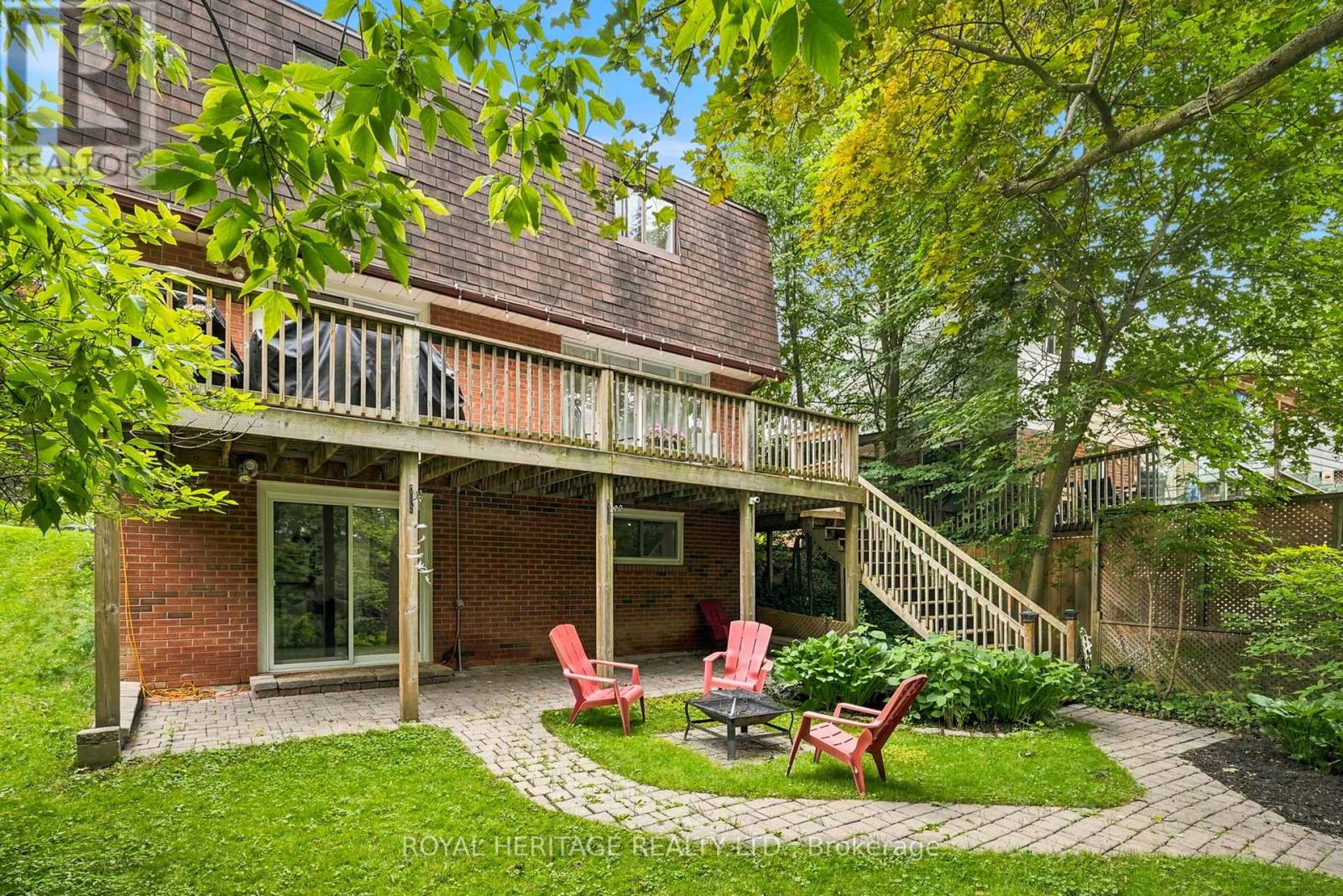 518 CRESTWOOD DRIVE - 27