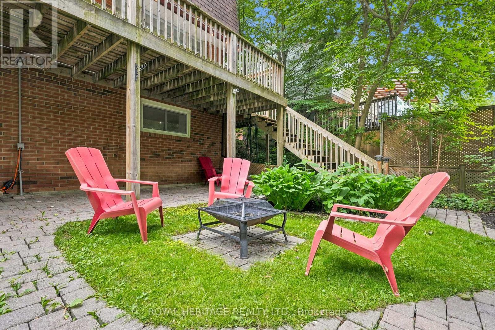 518 CRESTWOOD DRIVE - 30