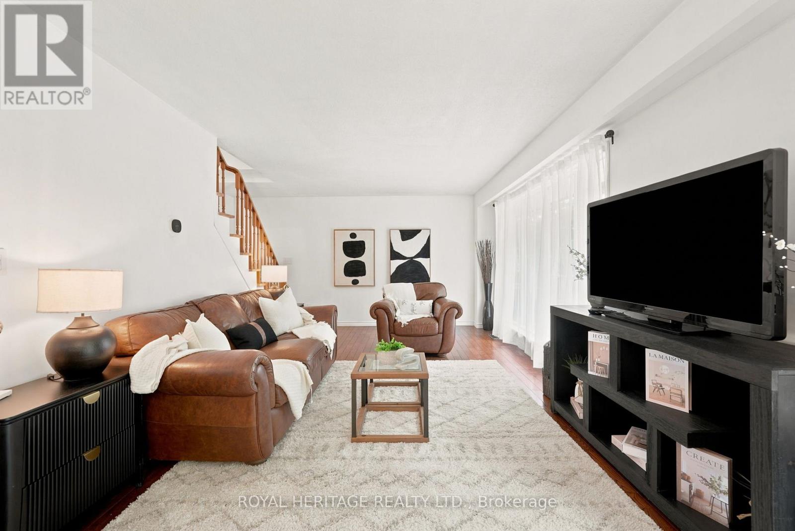 518 CRESTWOOD DRIVE - 4