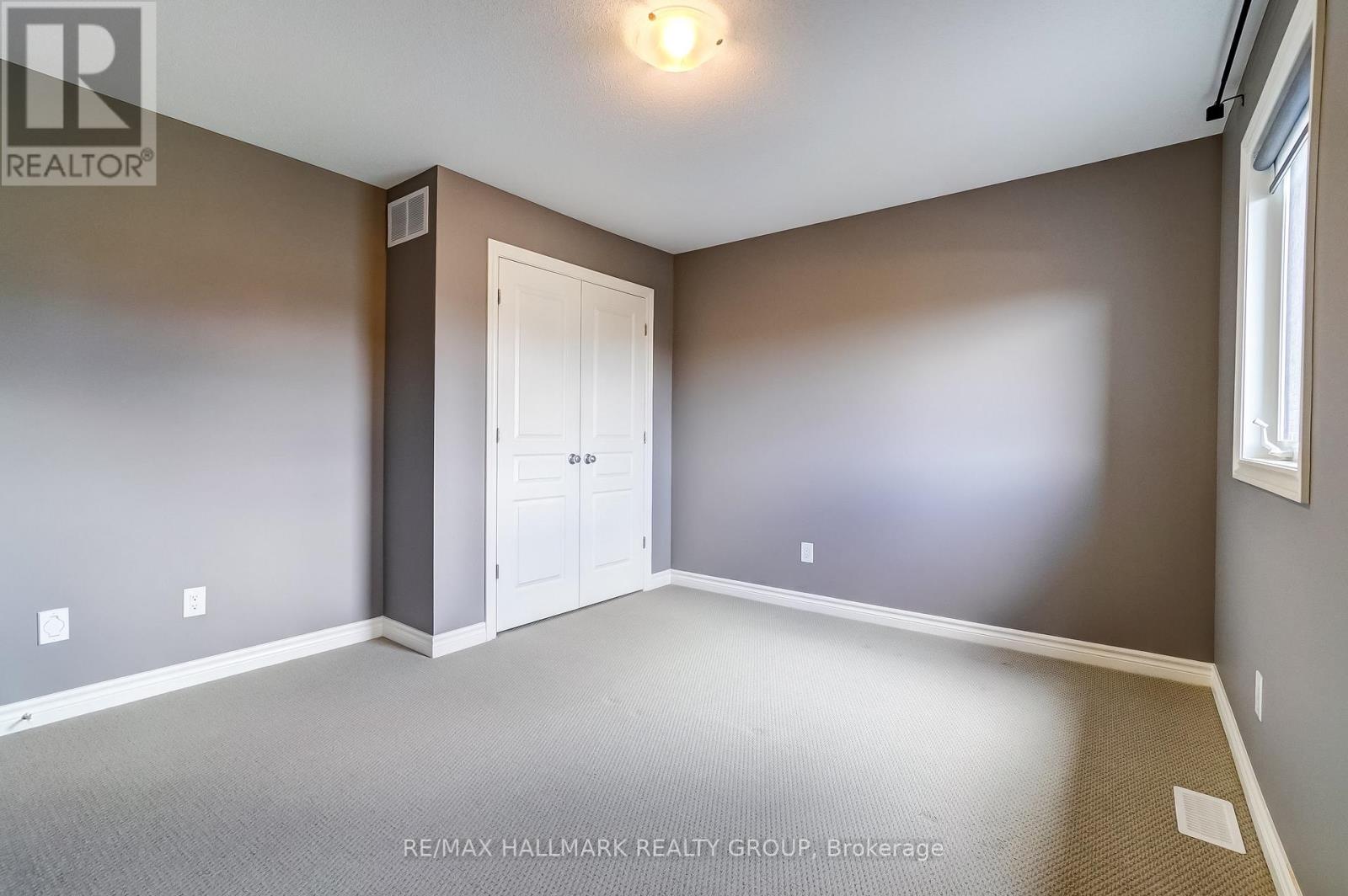 3 Bed, 3 Bath House for Rent in Ottawa – 1110 BECKETT CRESCENT, Ottawa – MLS# X13478356 - Image 25