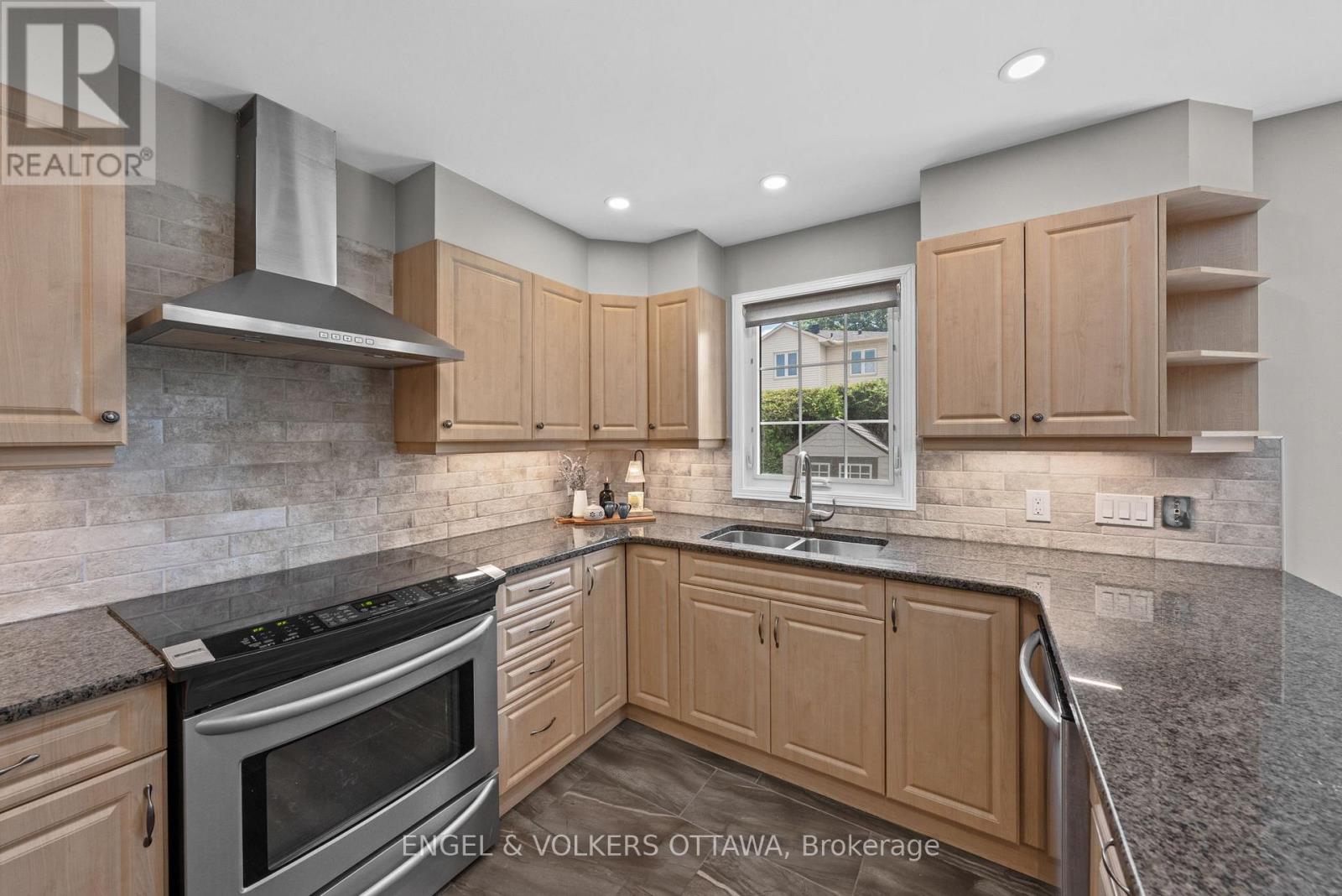 4 Bed, 4 Bath House for Sale in Ottawa – 1448 LEBLANC DRIVE, Ottawa – MLS# X13478388 - Image 8