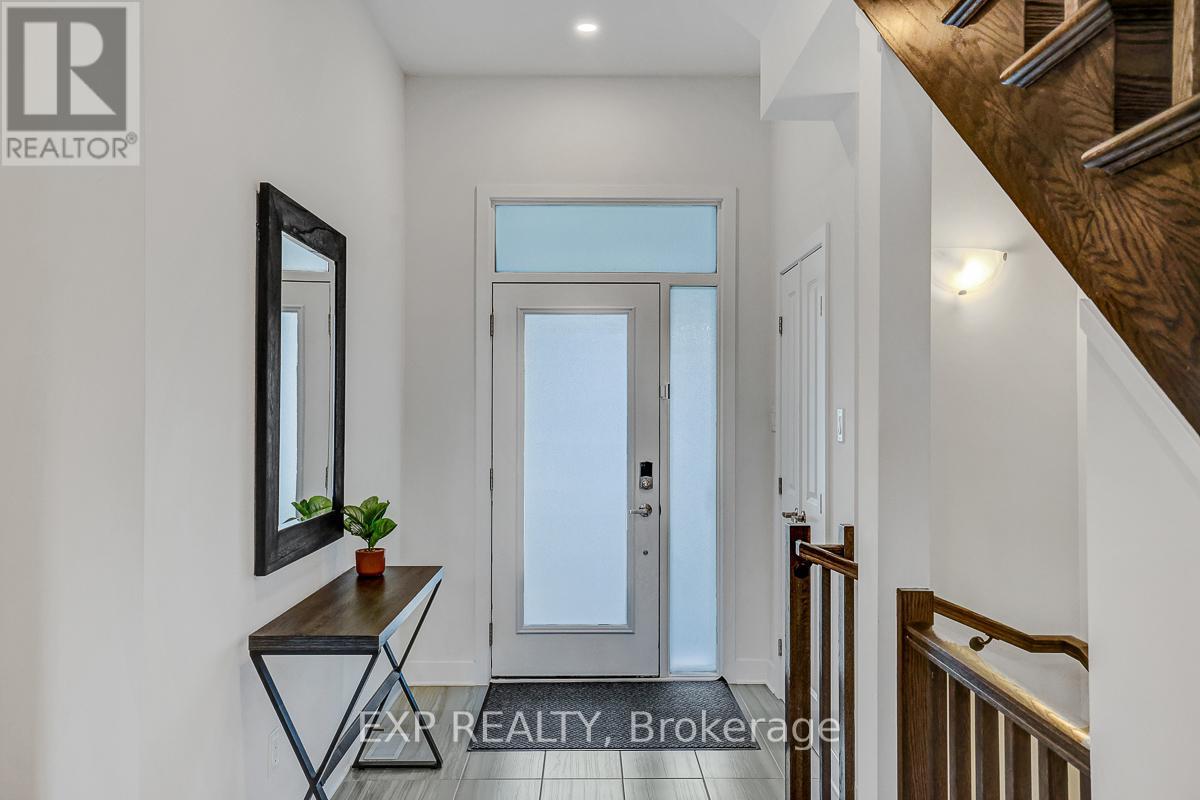 3 Bed, 4 Bath House for Sale in Ottawa – 512 TRIANGLE STREET, Ottawa – MLS# X13478446 - Image 7