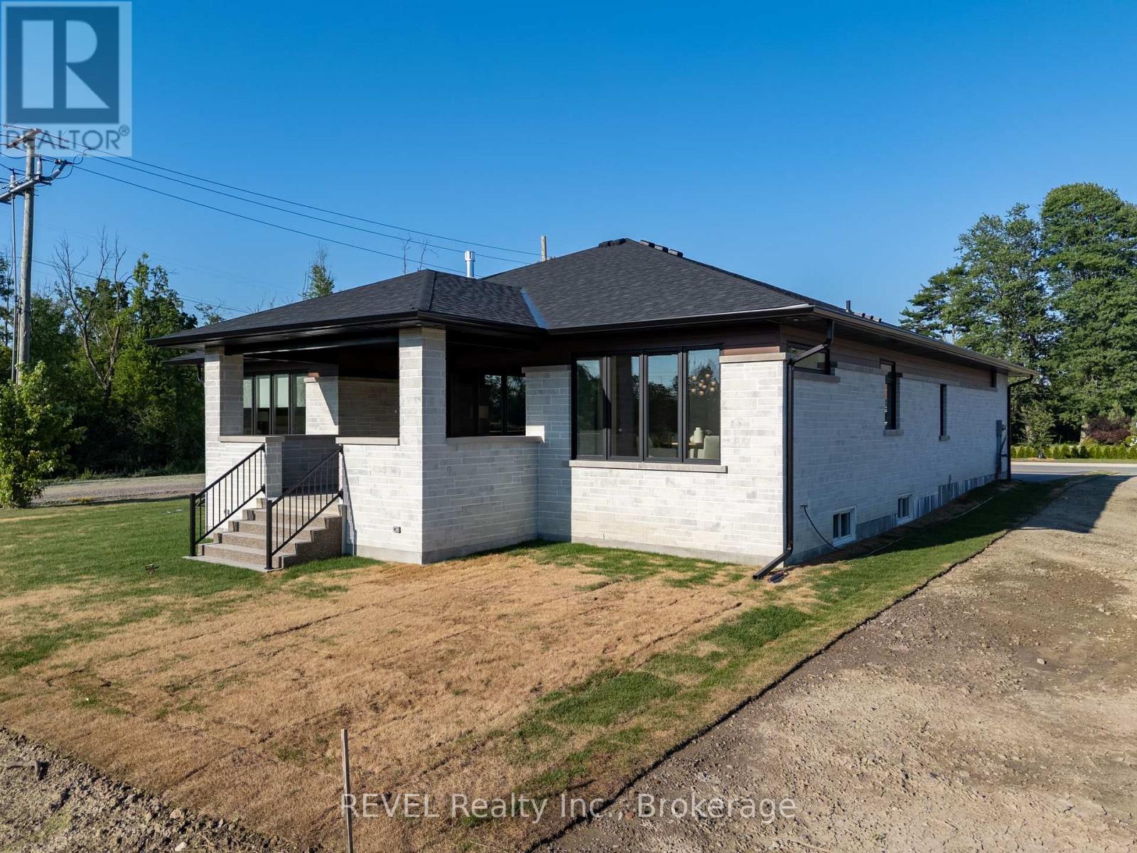 9 ANCHOR ROAD - 40