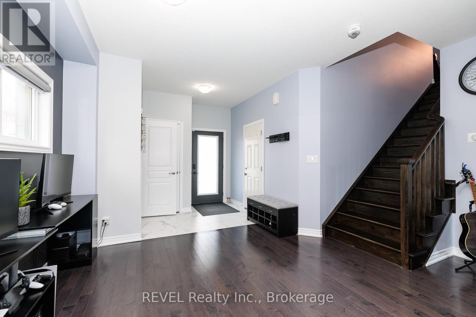 8 ELDERBERRY ROAD - 14