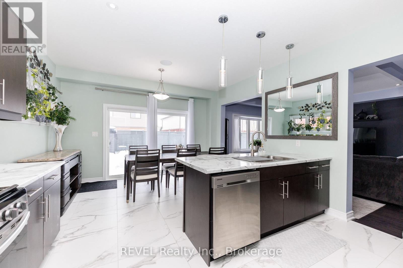 8 ELDERBERRY ROAD - 23