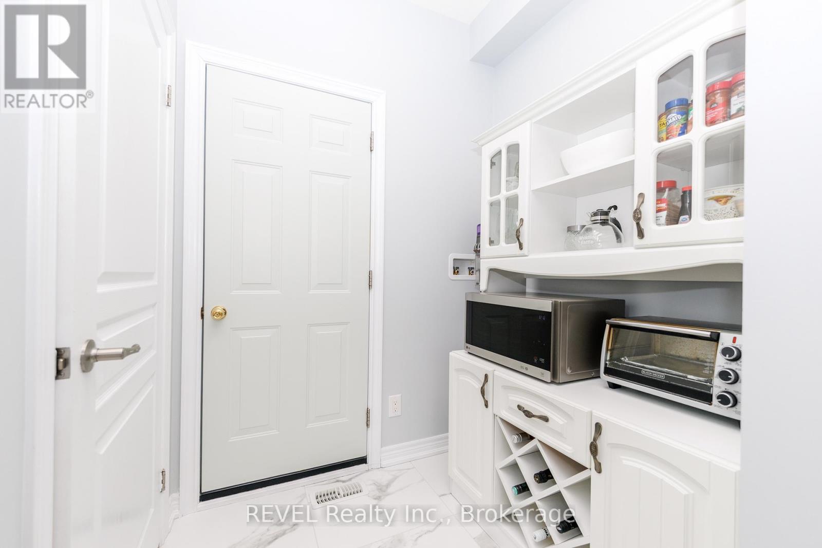 8 ELDERBERRY ROAD - 28