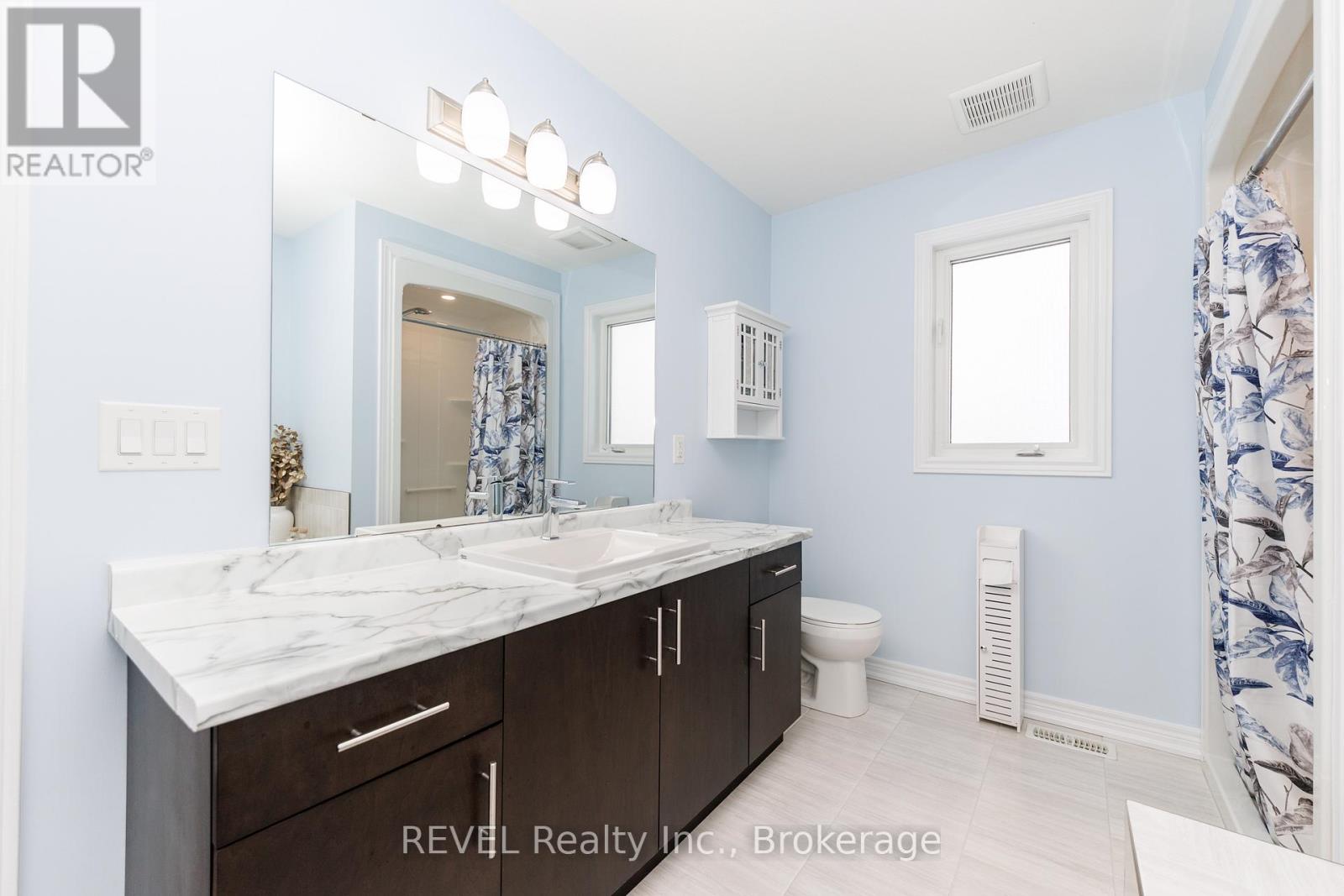 8 ELDERBERRY ROAD - 38