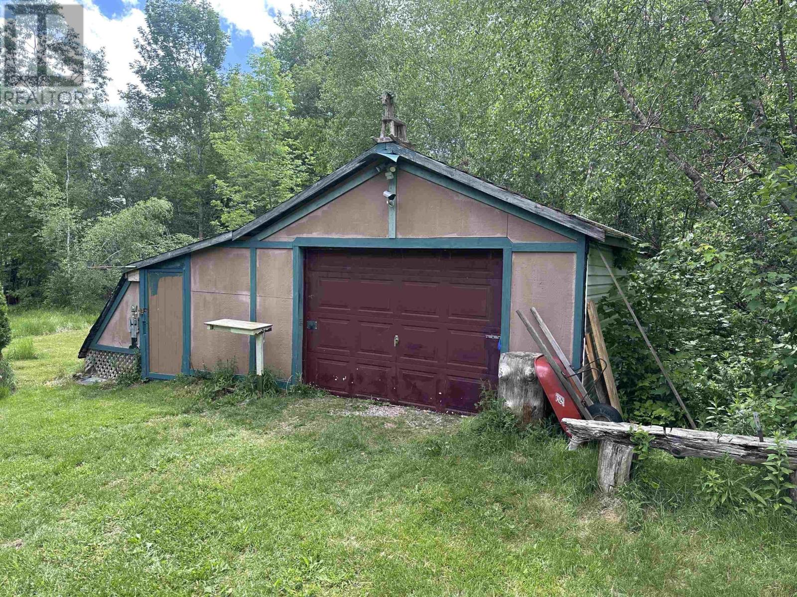 Property 28 of 33 of 1368 East Dalhousie Road