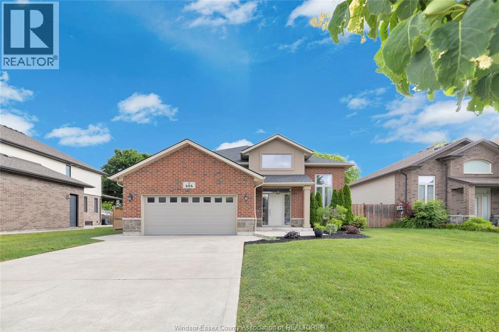 595 DONLON STREET - 4