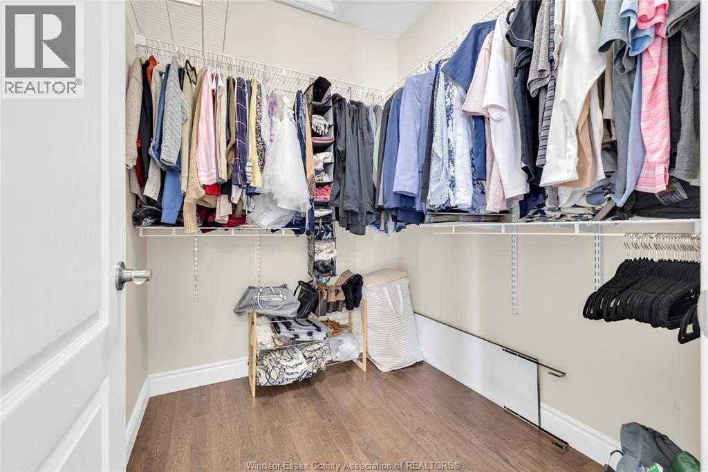 595 DONLON STREET - 19
