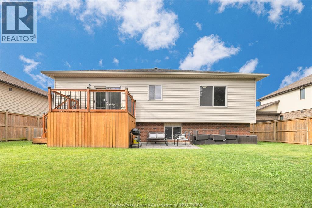 595 DONLON STREET - 38