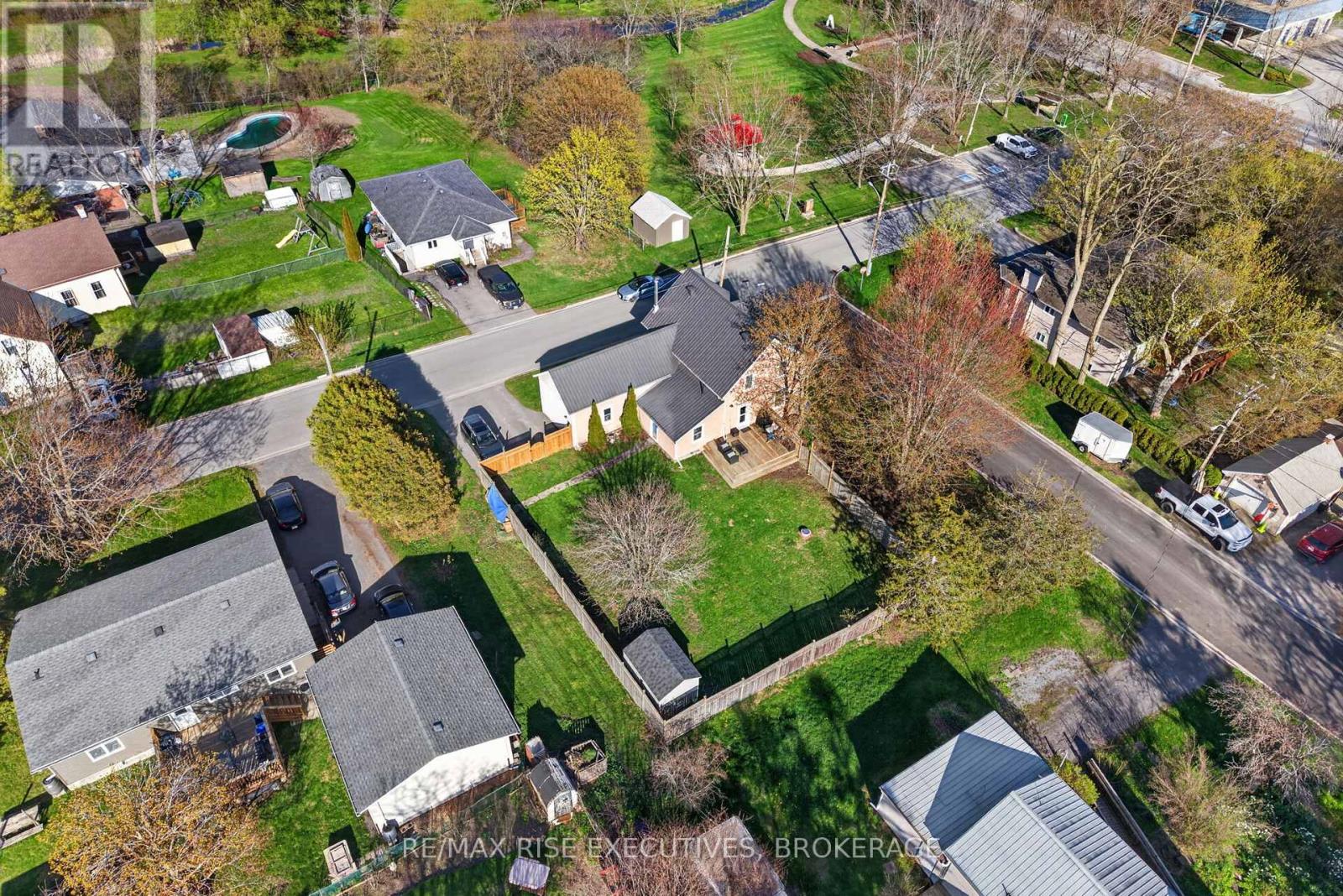 336 QUEEN STREET - 27
