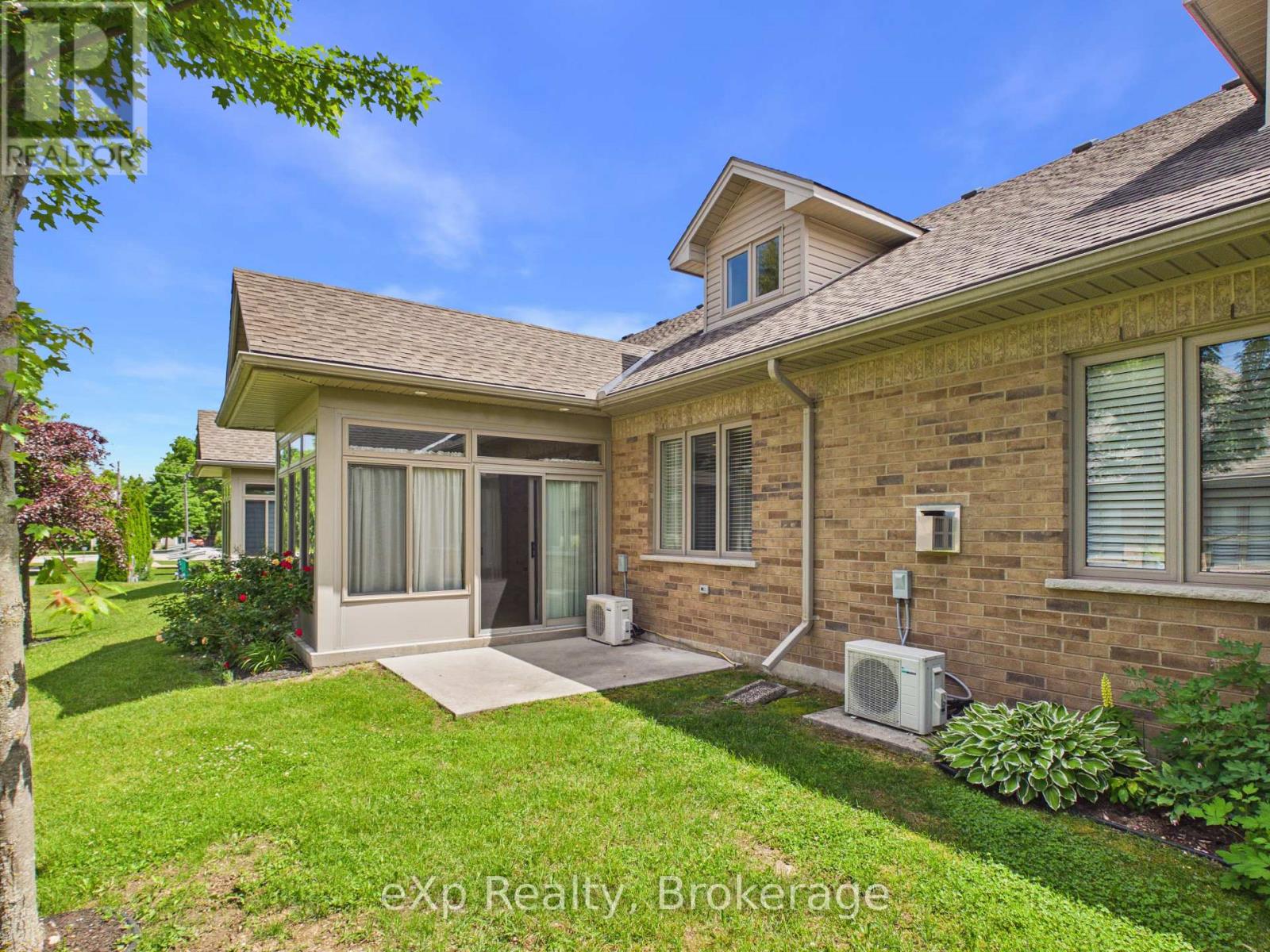 #34 401 VICTORIA STREET - 27