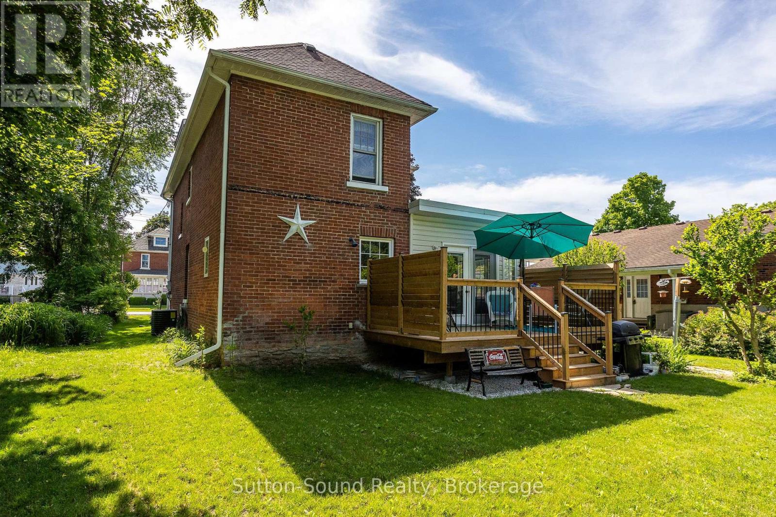 1762 6TH AVENUE E - Image 3