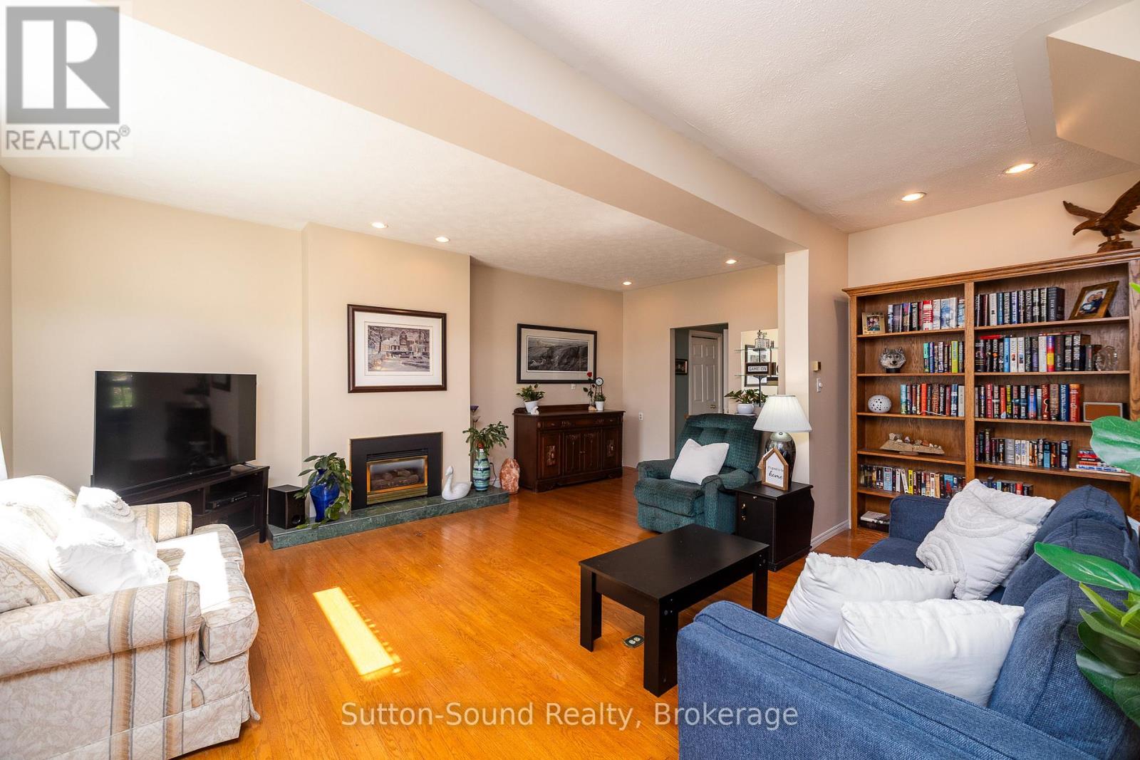 1762 6TH AVENUE E - Image 9