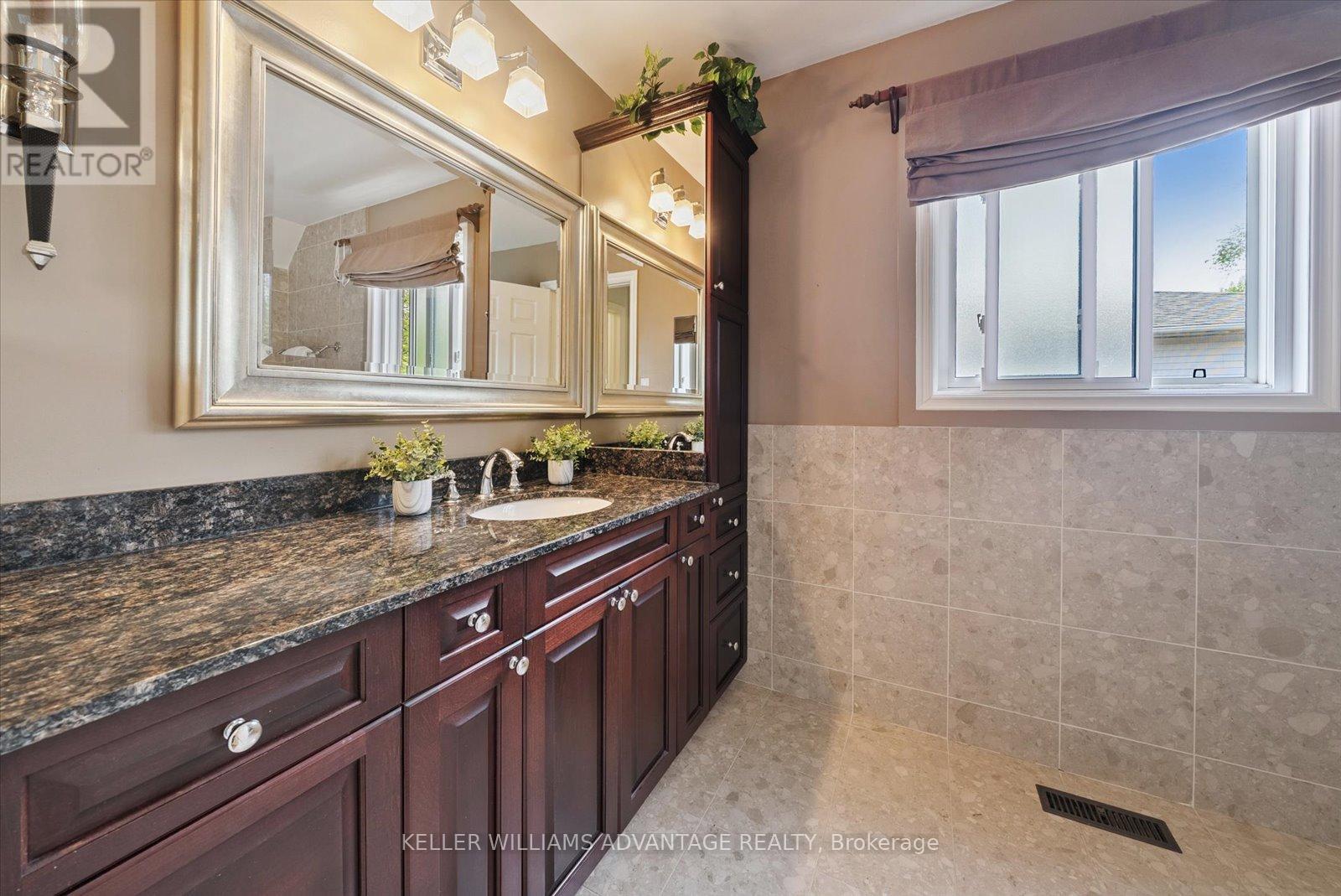 72 BONACRES AVENUE - 27