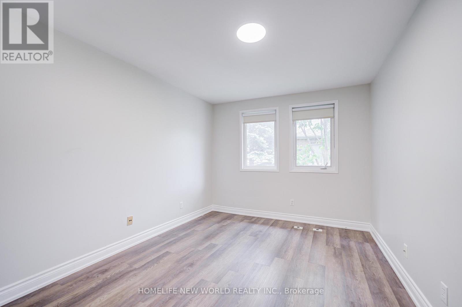 #1001 28 ROSEBANK DRIVE - 21