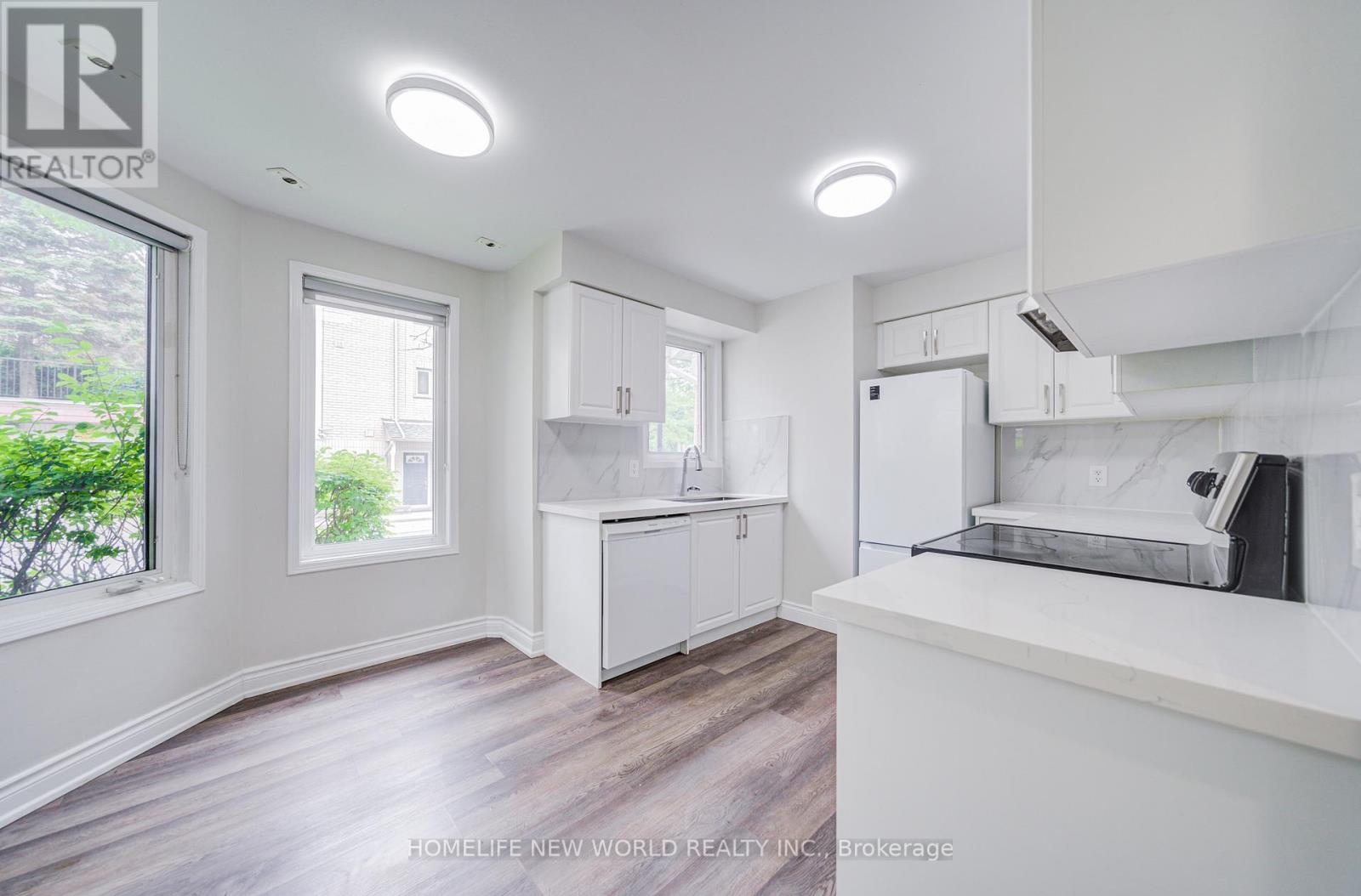 #1001 28 ROSEBANK DRIVE - 7