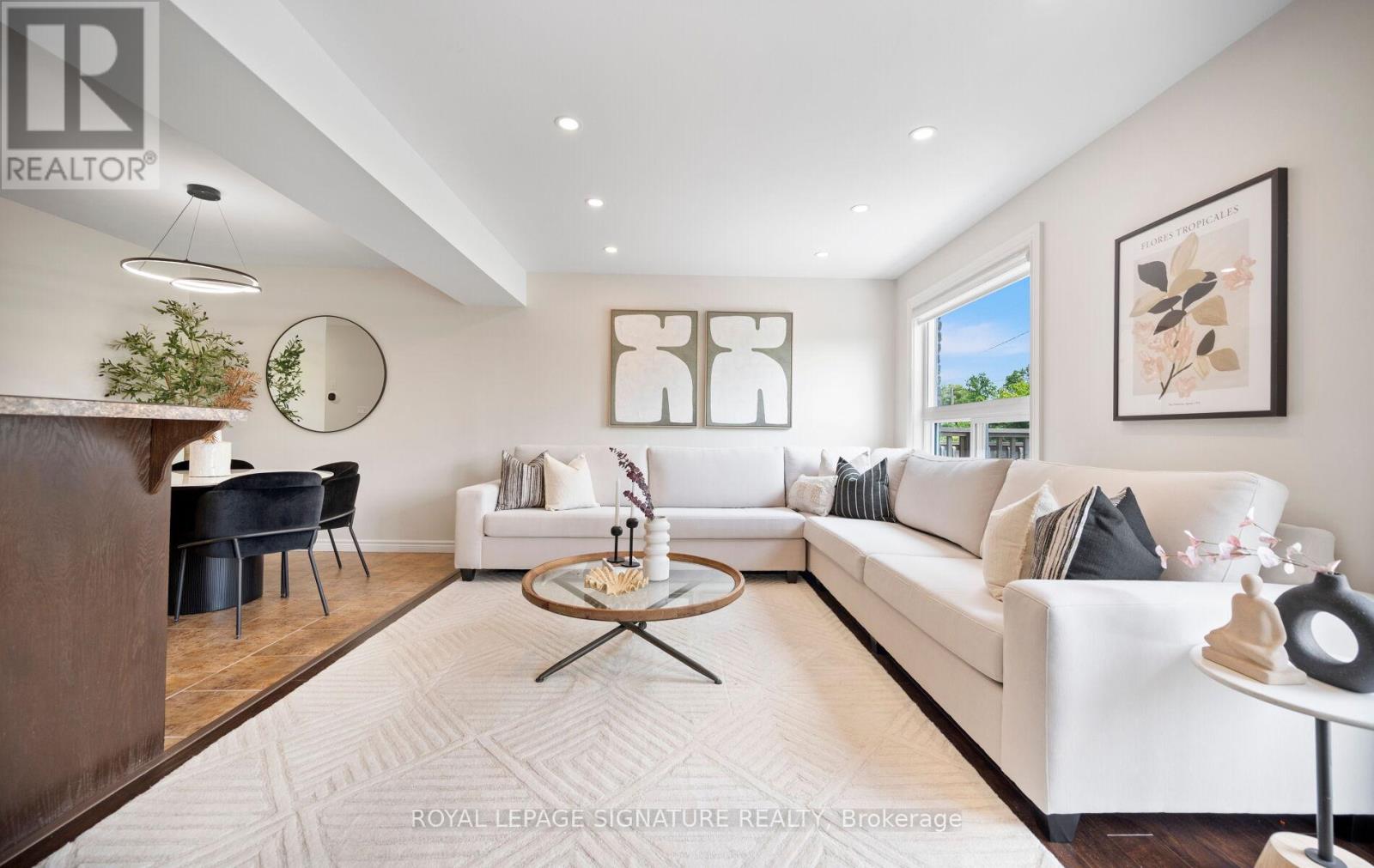 61 THAMES WAY - 8
