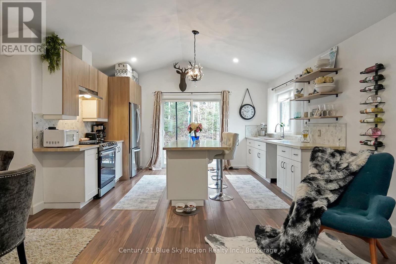 104 GREENWOOD DRIVE - 23