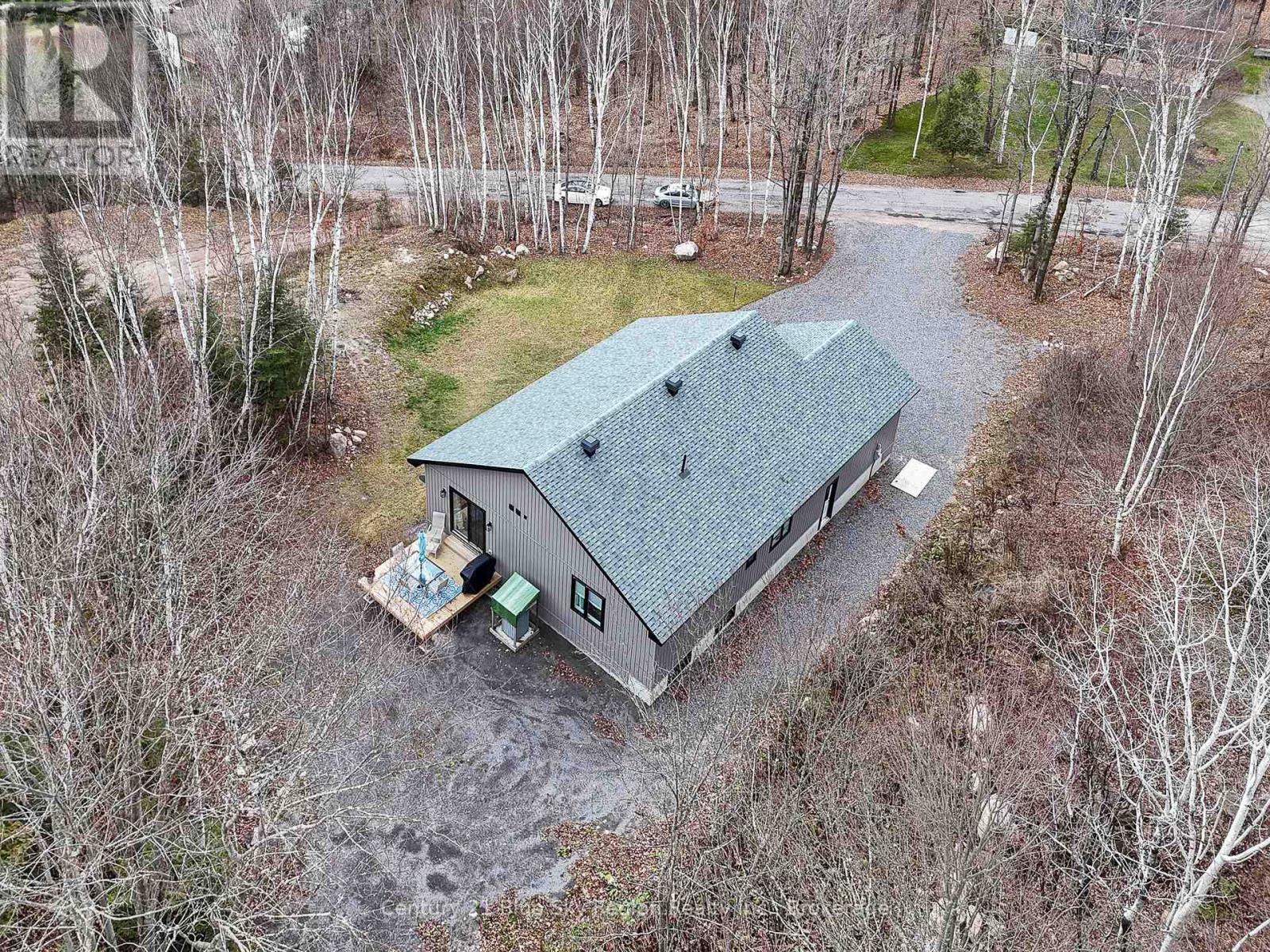 104 GREENWOOD DRIVE - 45