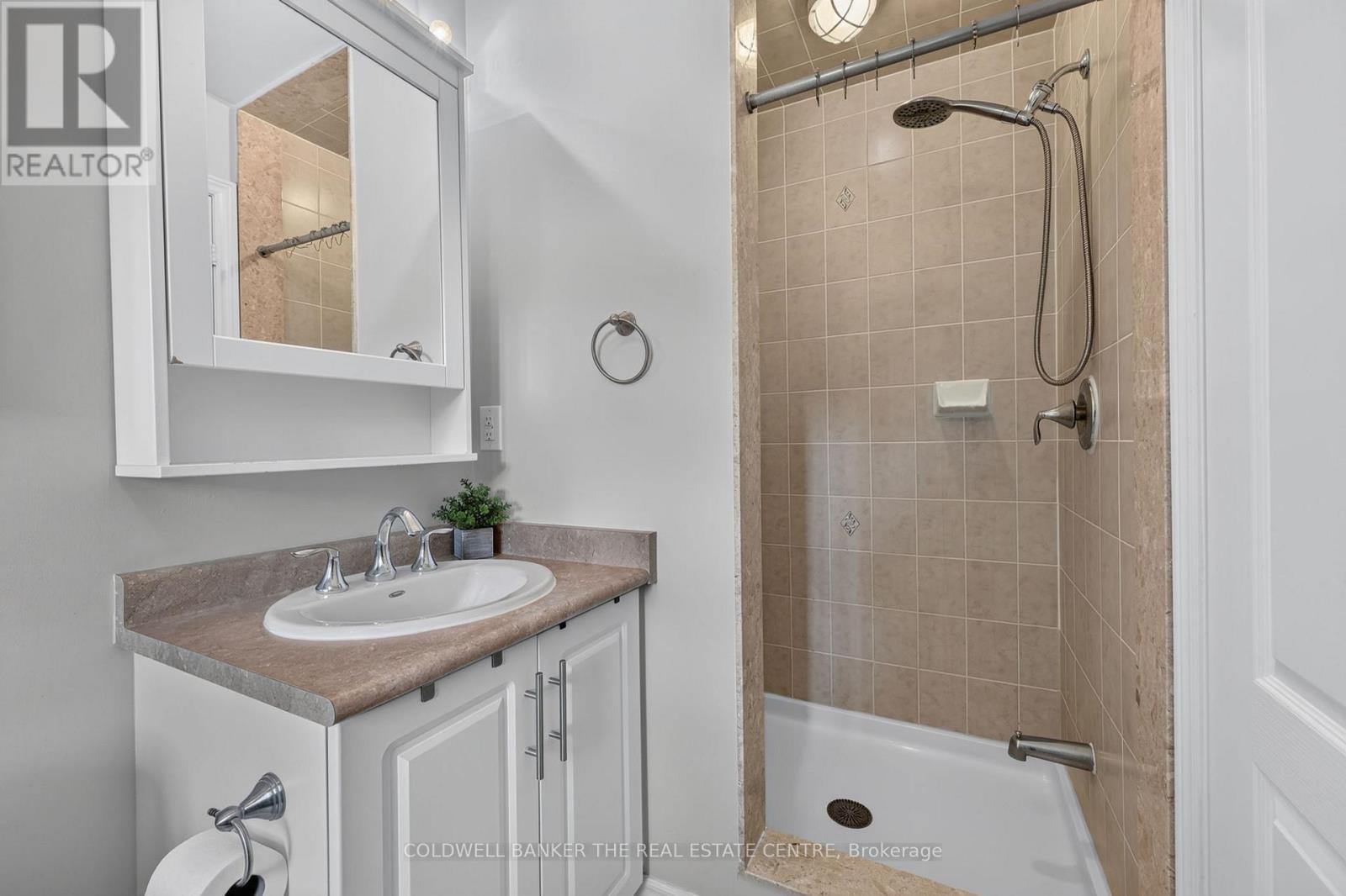 346 DOAK LANE - 16