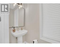 36 Felhazi Trail, Essa, ON L3W0A4 Photo 19