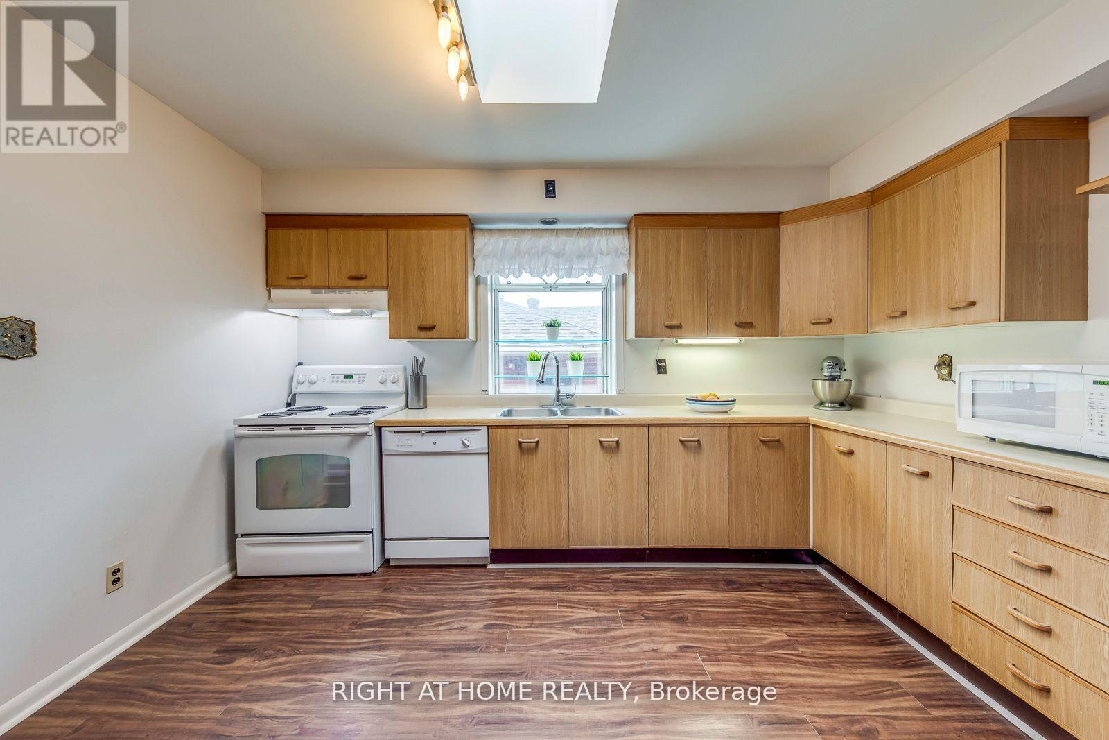 145 HIGHLAND PARK BOULEVARD - 14