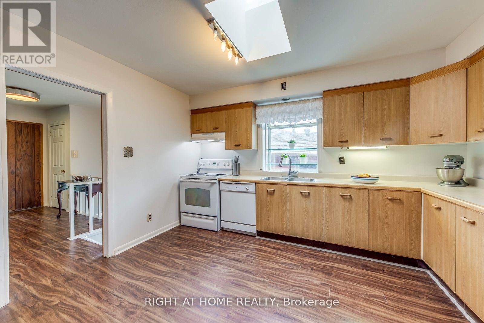 145 HIGHLAND PARK BOULEVARD - 17