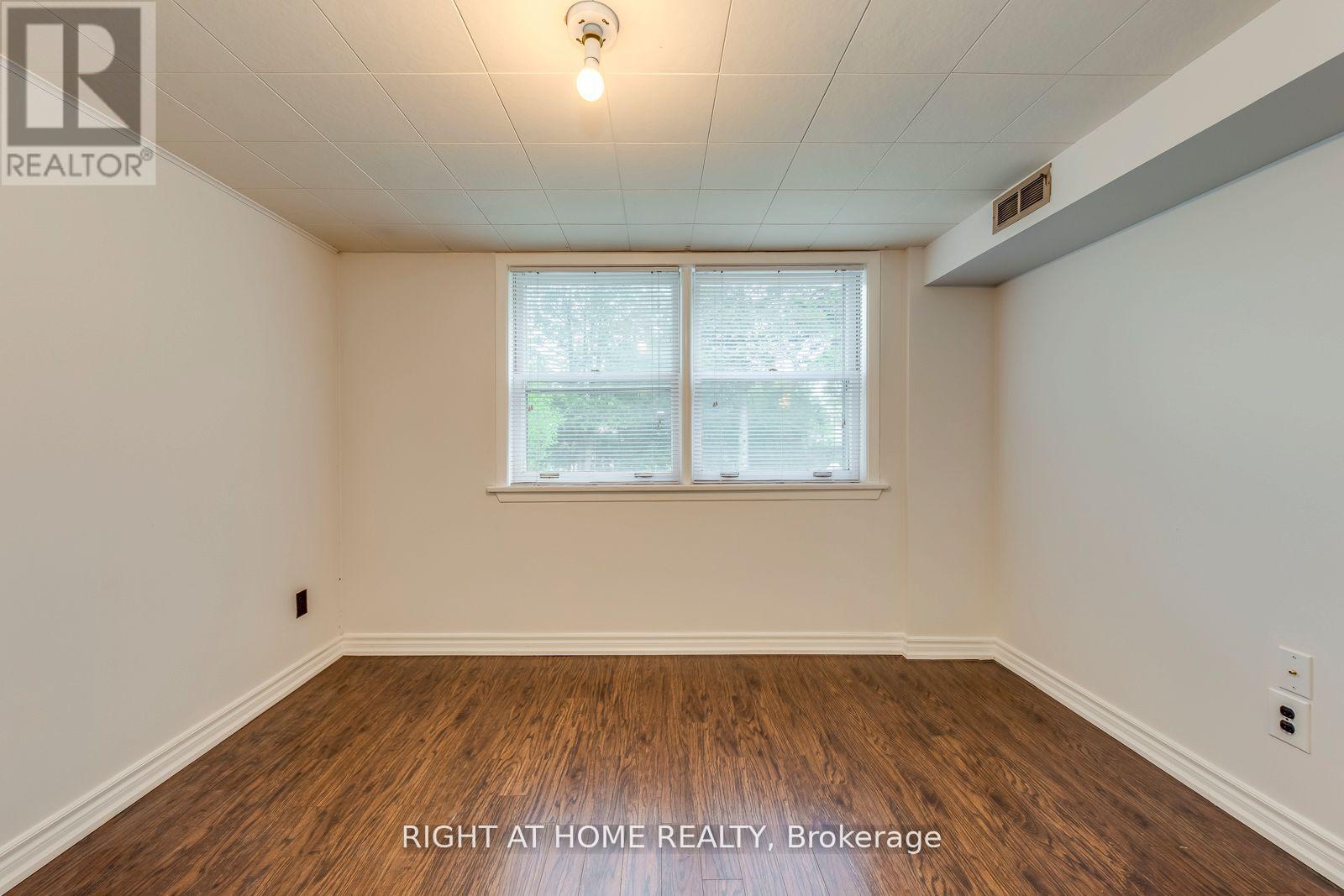 145 HIGHLAND PARK BOULEVARD - 34