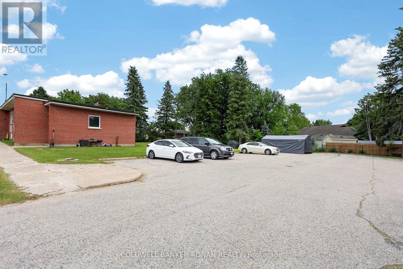 181 MURPHY ROAD - 3