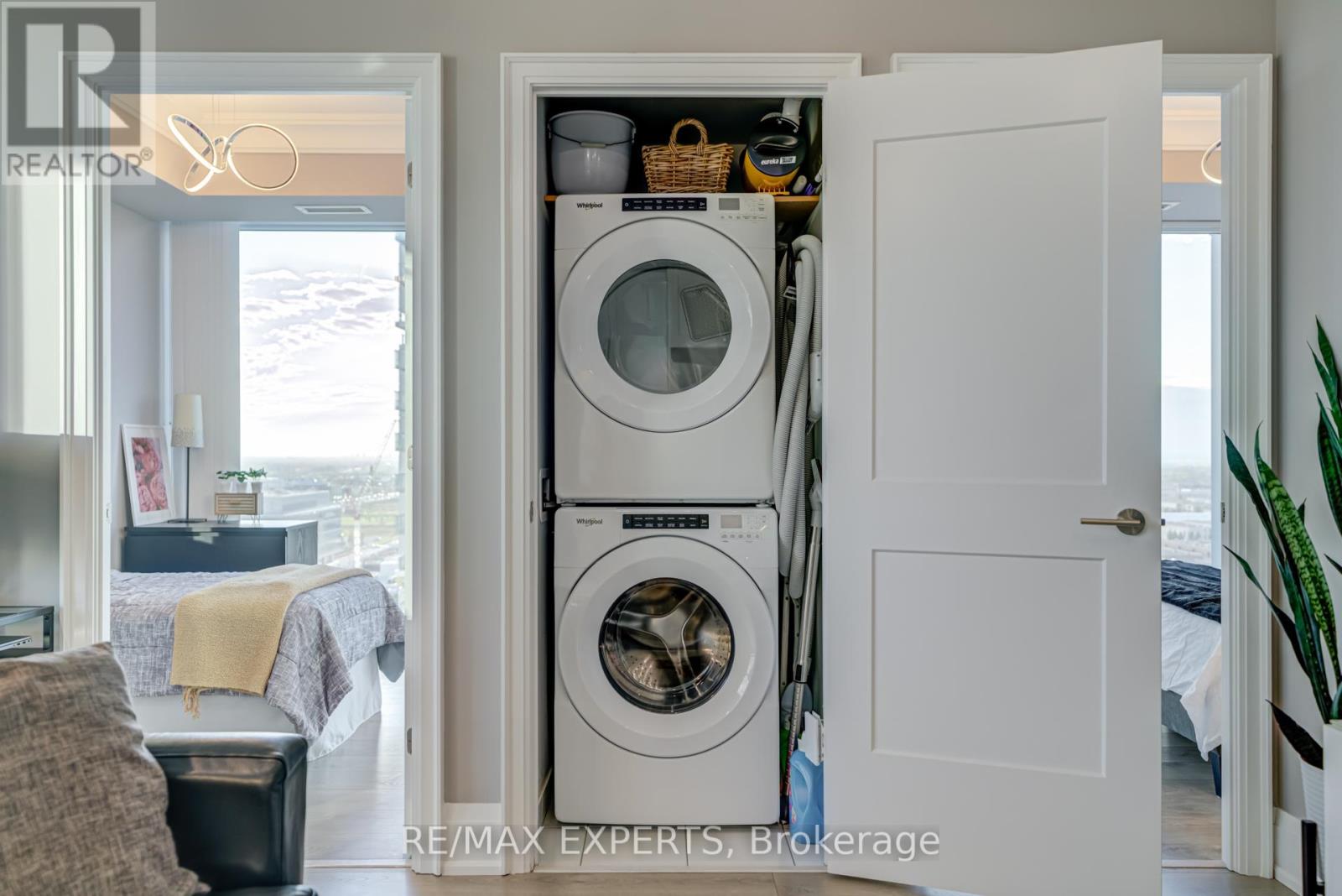 #2106 7895 JANE STREET - 32