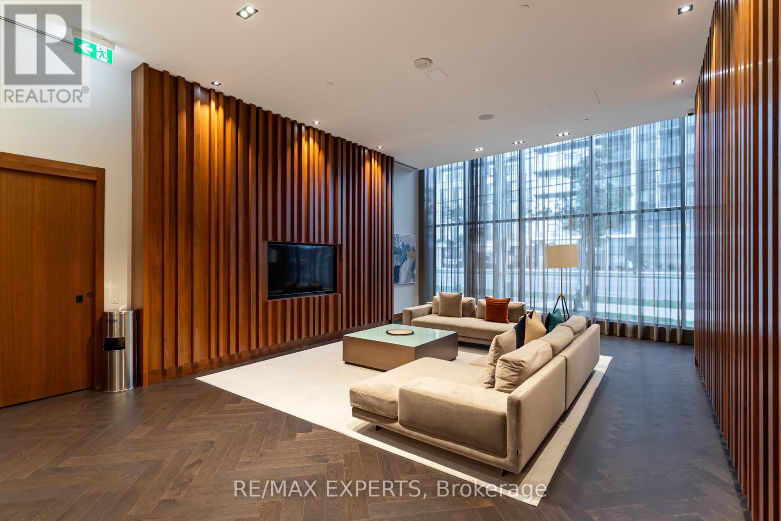#2106 7895 JANE STREET - 44