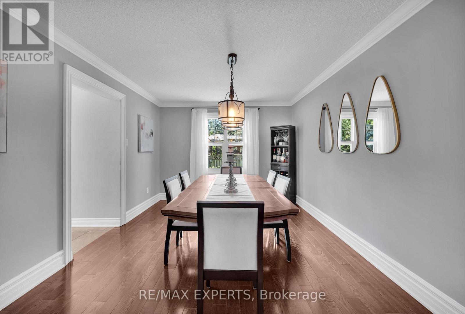 123 FERN VALLEY CRESCENT - 11