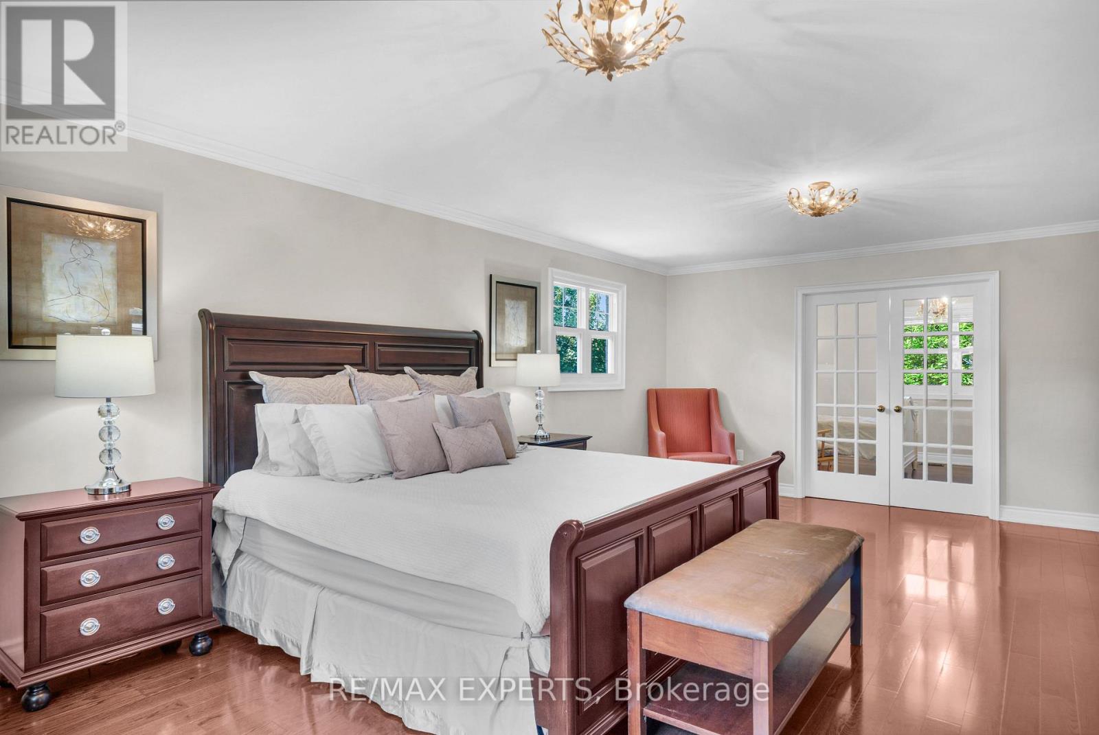123 FERN VALLEY CRESCENT - 21