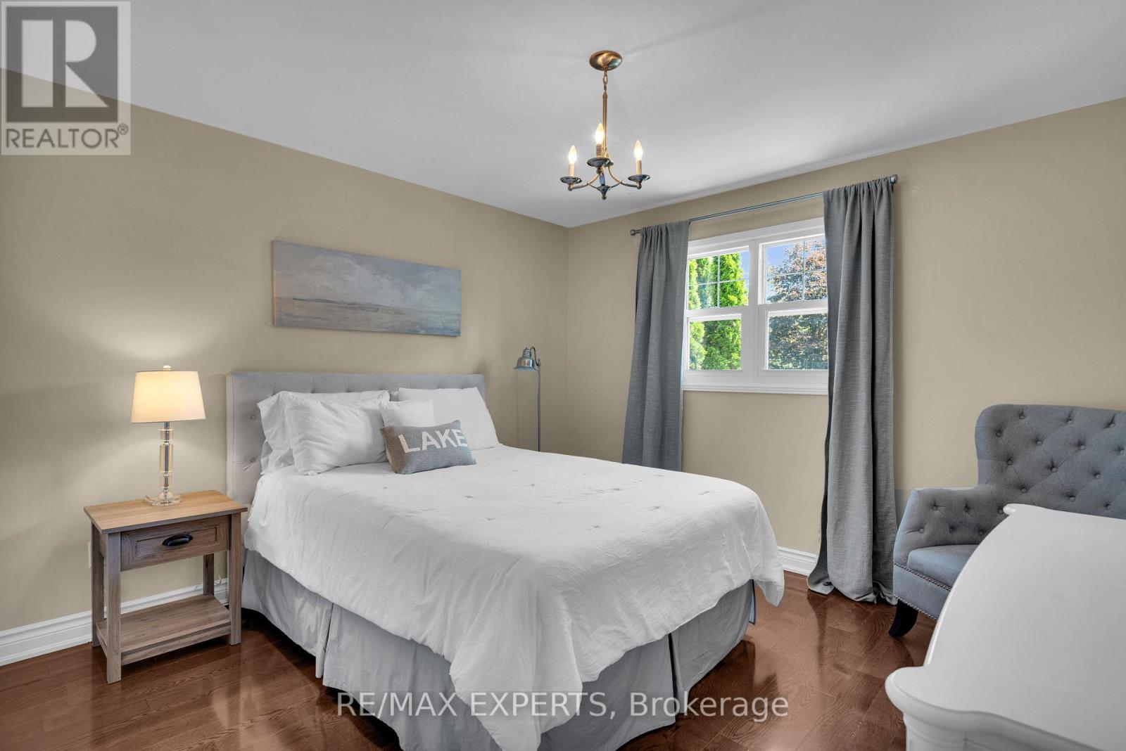 123 FERN VALLEY CRESCENT - 24