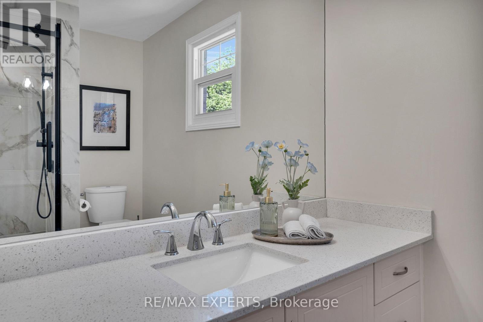 123 FERN VALLEY CRESCENT - 28