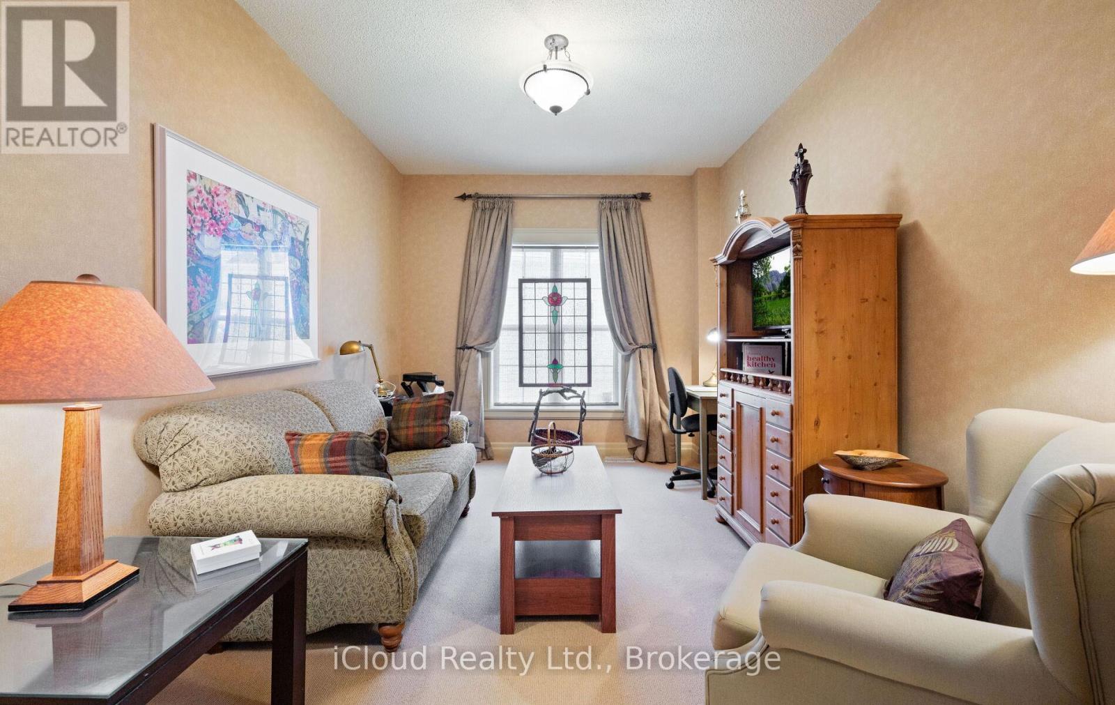 104 WYCLIFFE COVE - 12