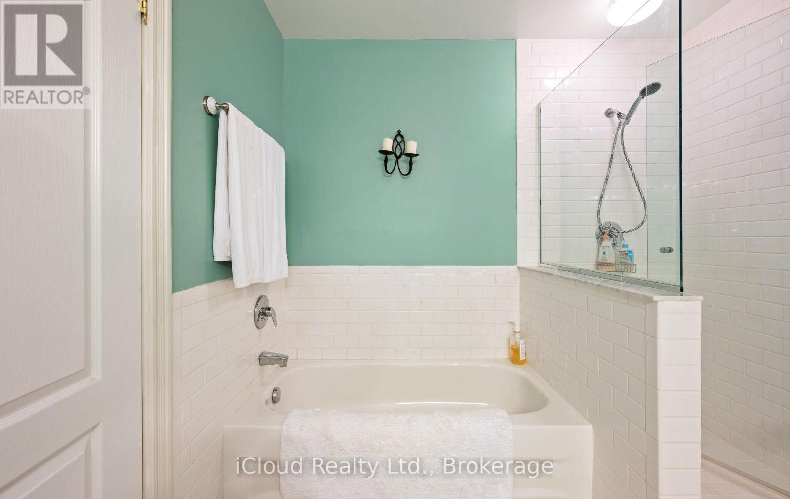 104 WYCLIFFE COVE - 39