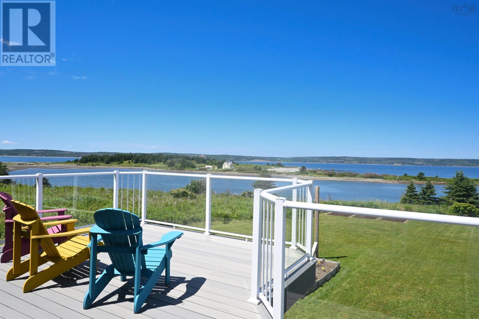 48 Seaview Drive - 40