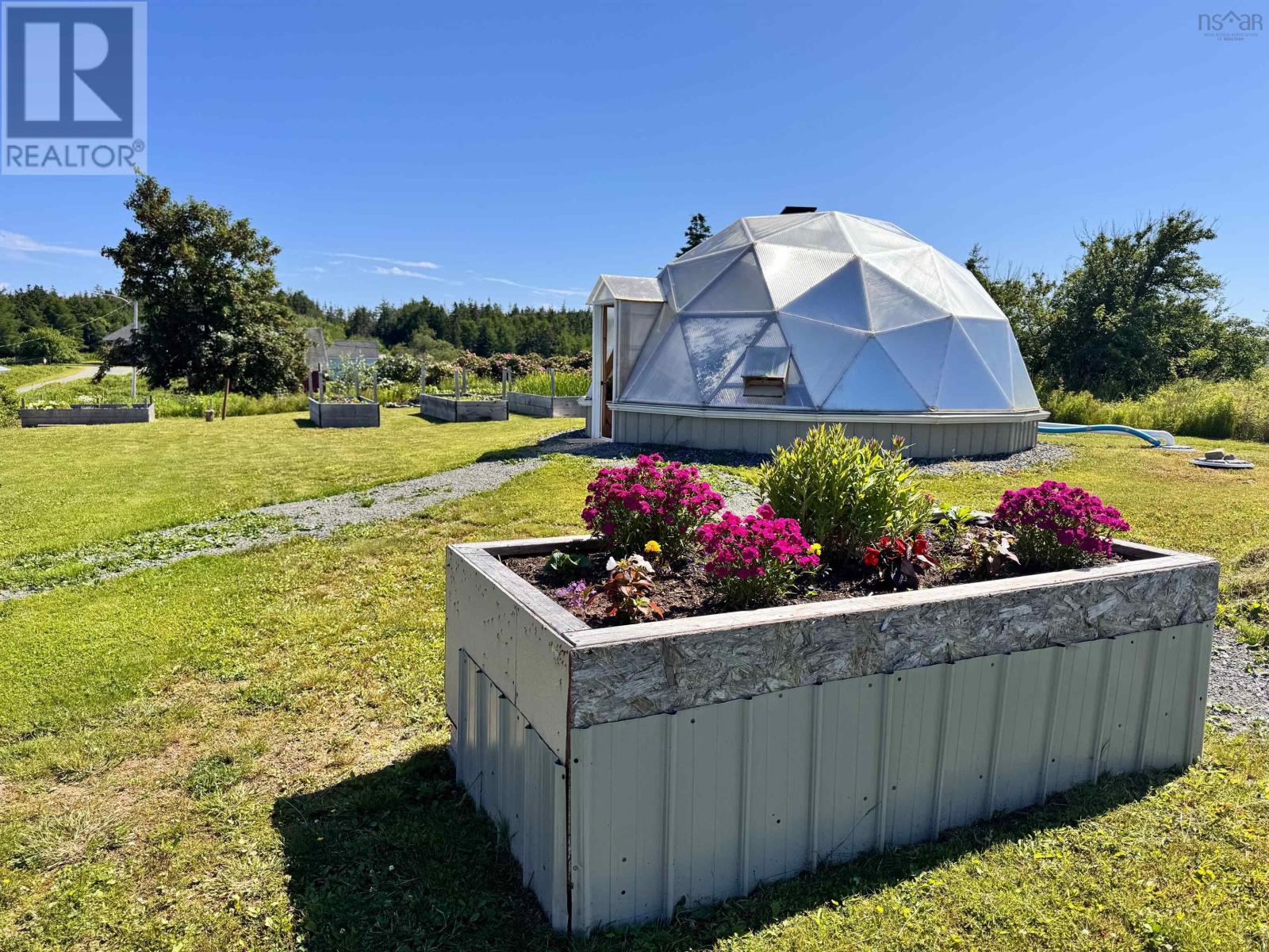 48 Seaview Drive - 42