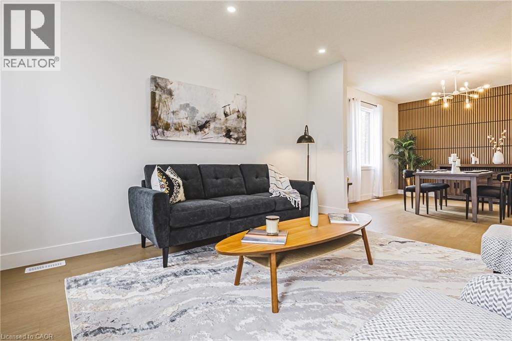 546 BENNINGER Drive - 14