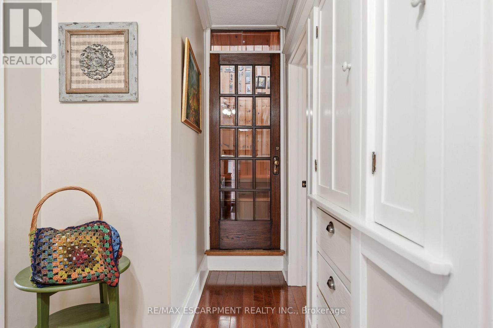 2116 CAROLINE STREET - 29