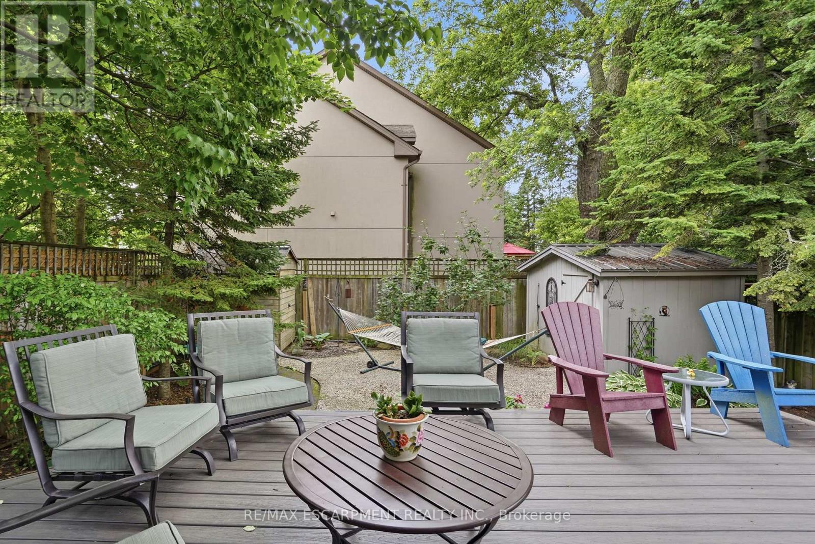 2116 CAROLINE STREET - 44