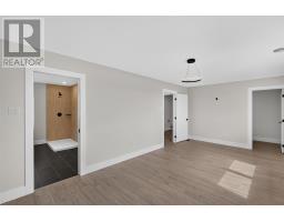 99 Trenton Drive thumbnail 33