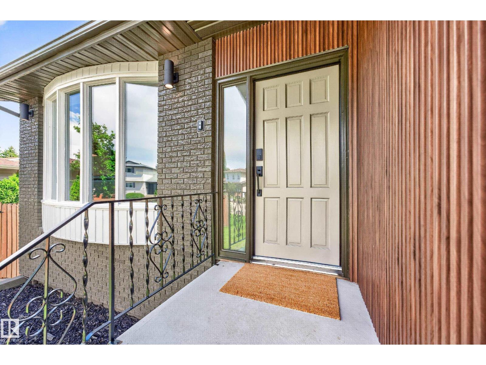55 EKOTA CR NW — photo 8