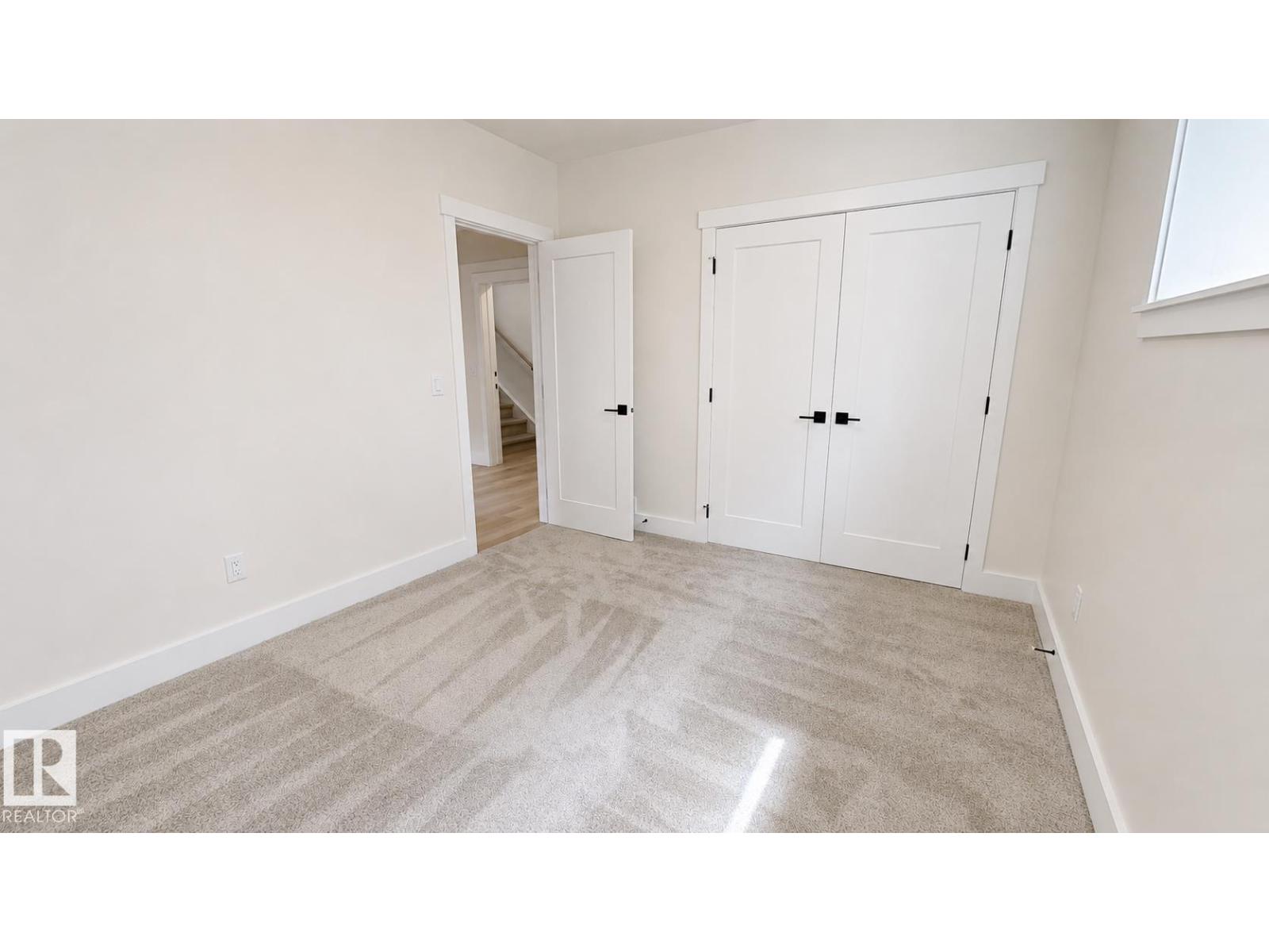 4710 49 ST - 25